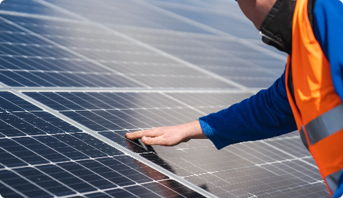 man-worker-firld-by-solar-panels